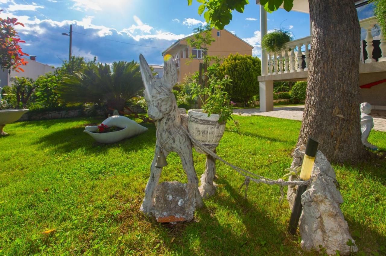 Apartmani Luis Kaštela Exteriér fotografie