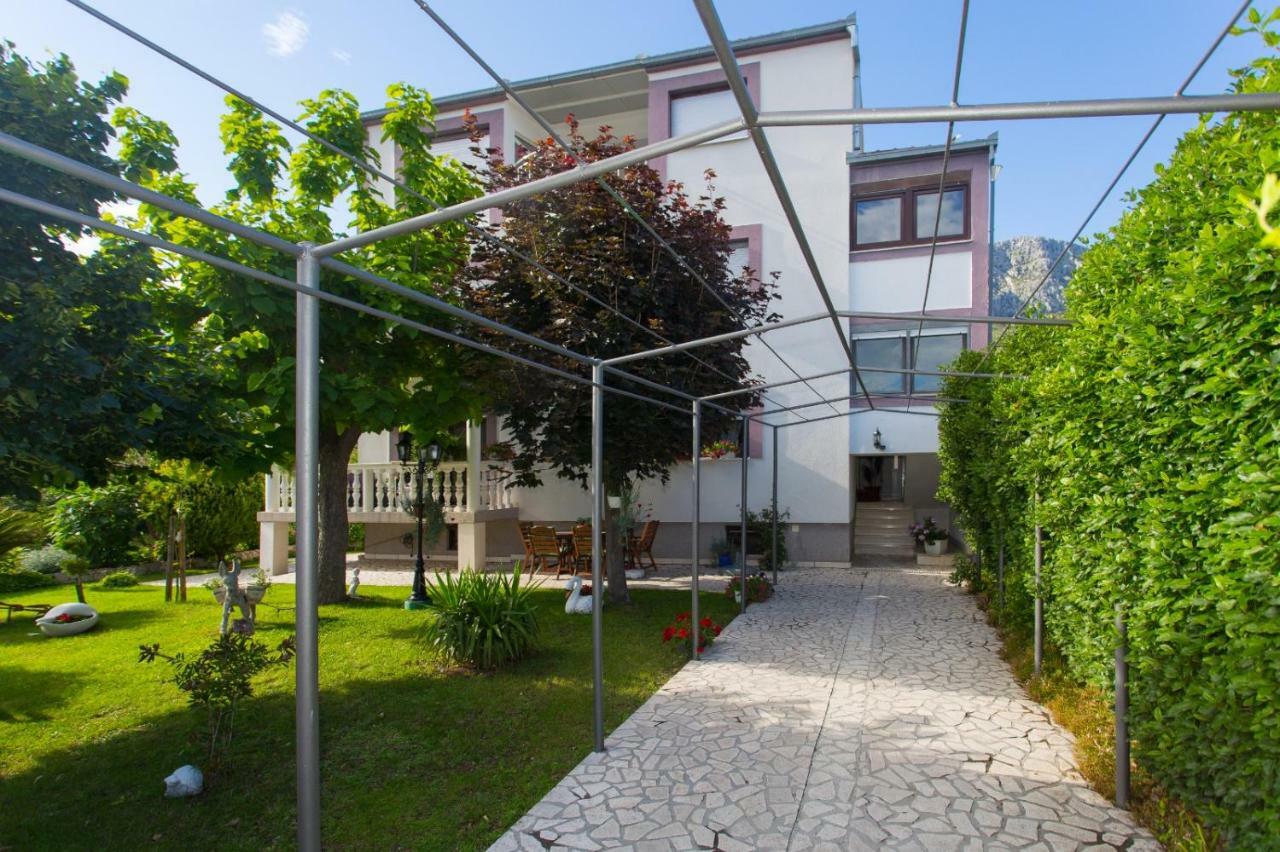 Apartmani Luis Kaštela Exteriér fotografie
